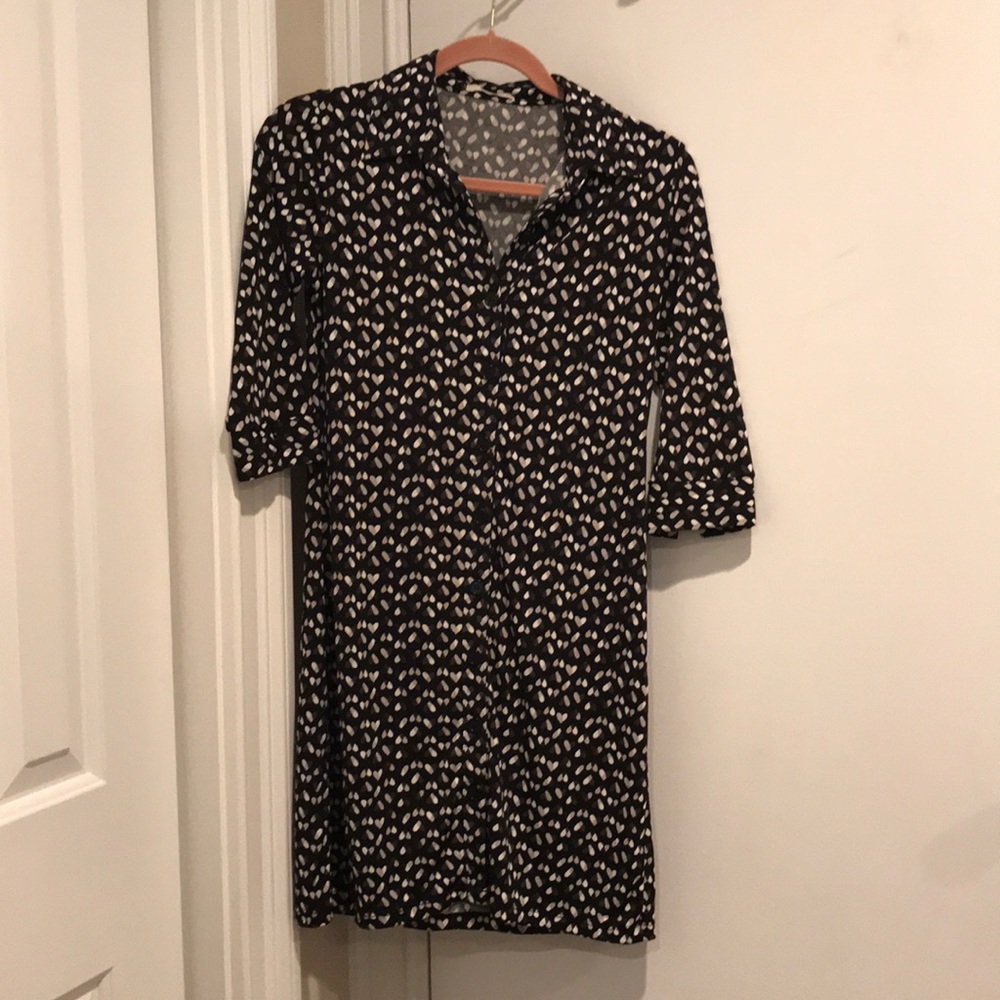 Cute collared 1/2 sleeve button down dress